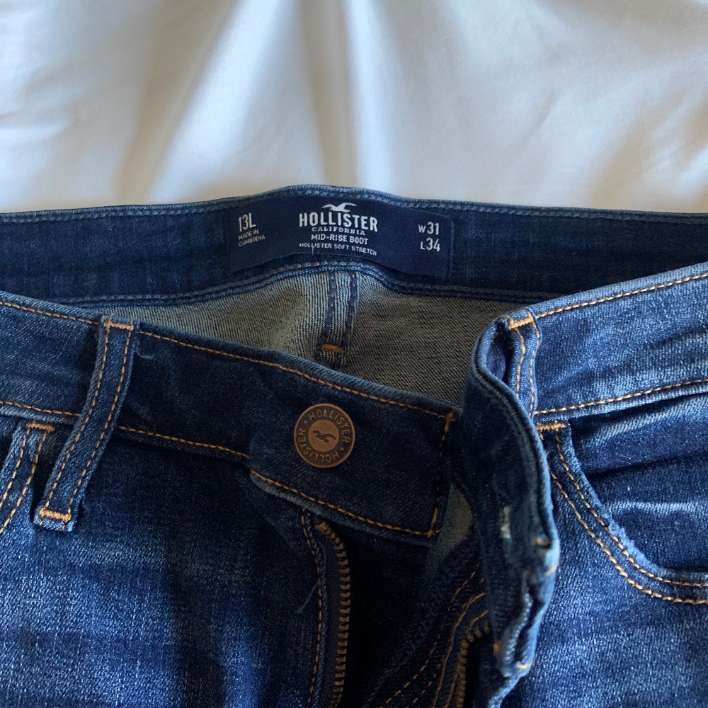NWOT - Womens Hollister Jeans Mid-Rise Bootcut size 13 Long - Picture 4 of 5